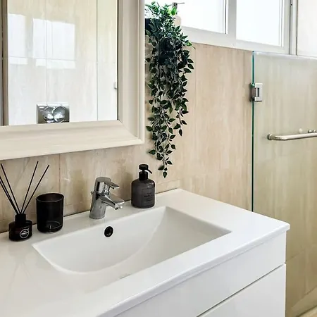 Eden Downtown - M&n Apartment Bucharest